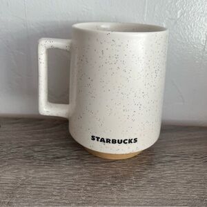 STARBUCKS 2017 Abbey Speckled White Stone Mug with Wooden Base 16 oz